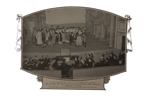 
	Roland Lefèvre, « L’Opéra-Comique dans les théâtres de quartier », Musica, décembre 1904, p. 428 (« Le dernier acte de Mireille au Théâtre des Gobelins ») (Bibliothèque du Conservatoire de Musique de Genève).